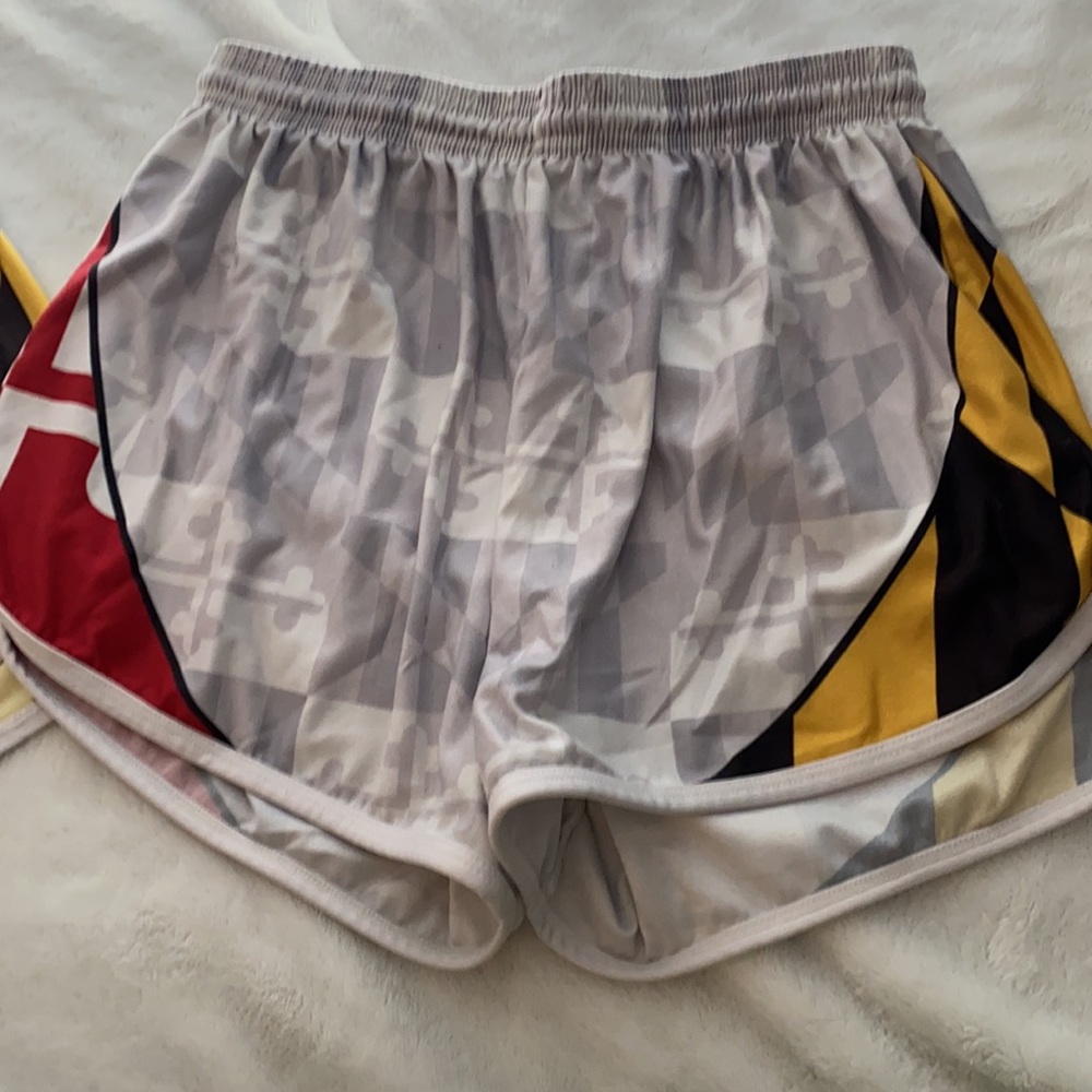 Maryland Shorts; Large